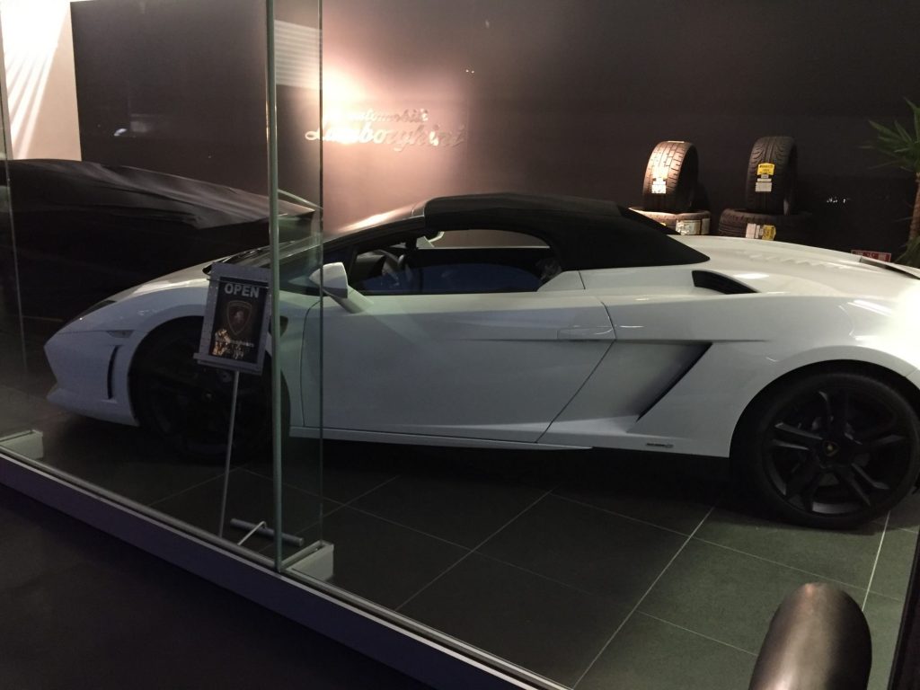 ランボルギーニ品川