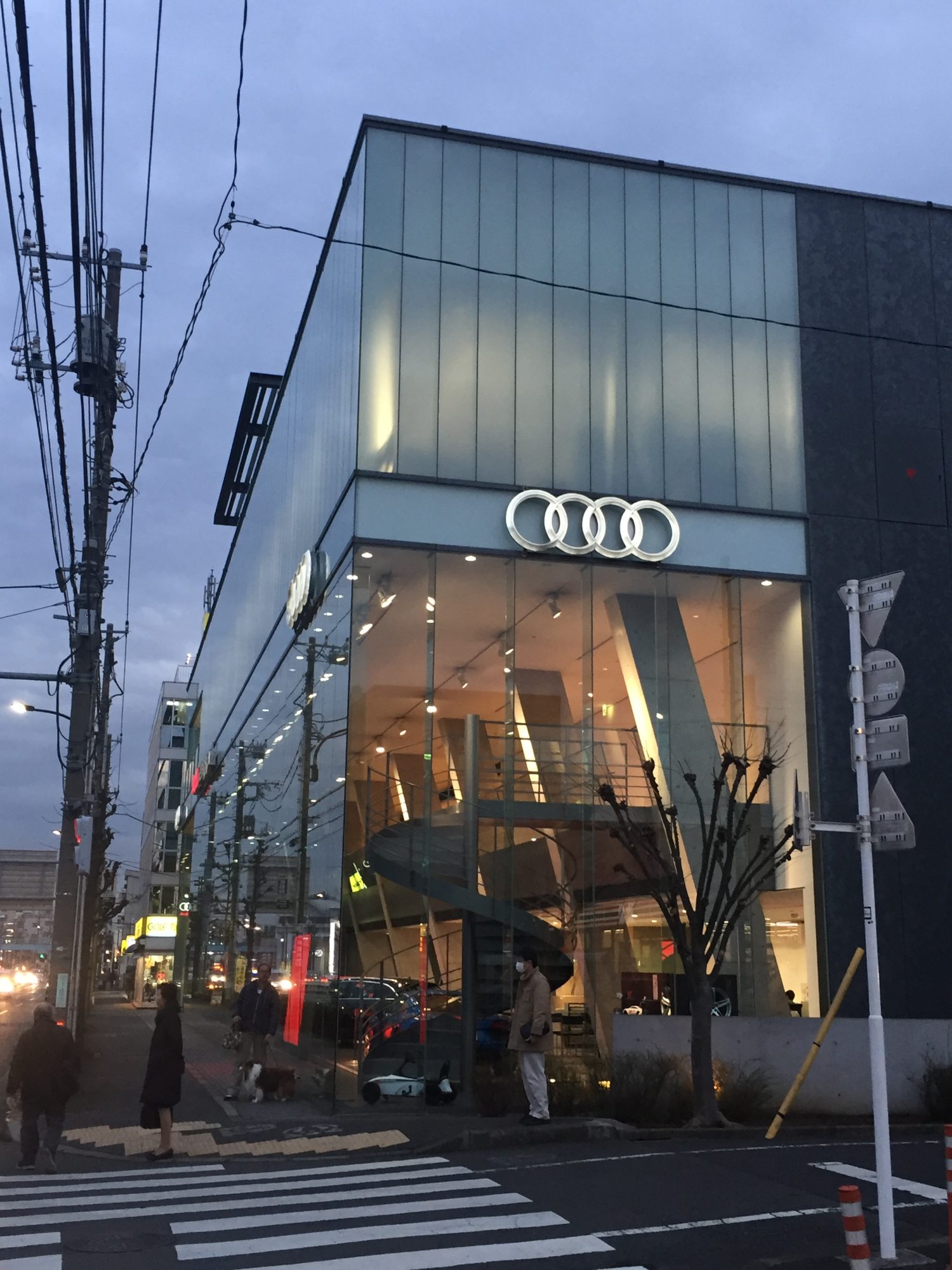 Audi世田谷