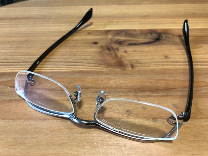 フォーナインズショップ 玉川高島屋SC店で、現在使用している眼鏡のメンテナンスしてもらいました！