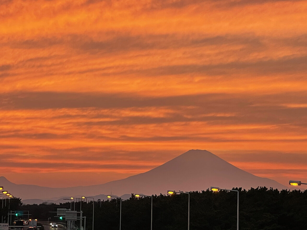 今日の富士山｜２０２１年１１月１９日（金）